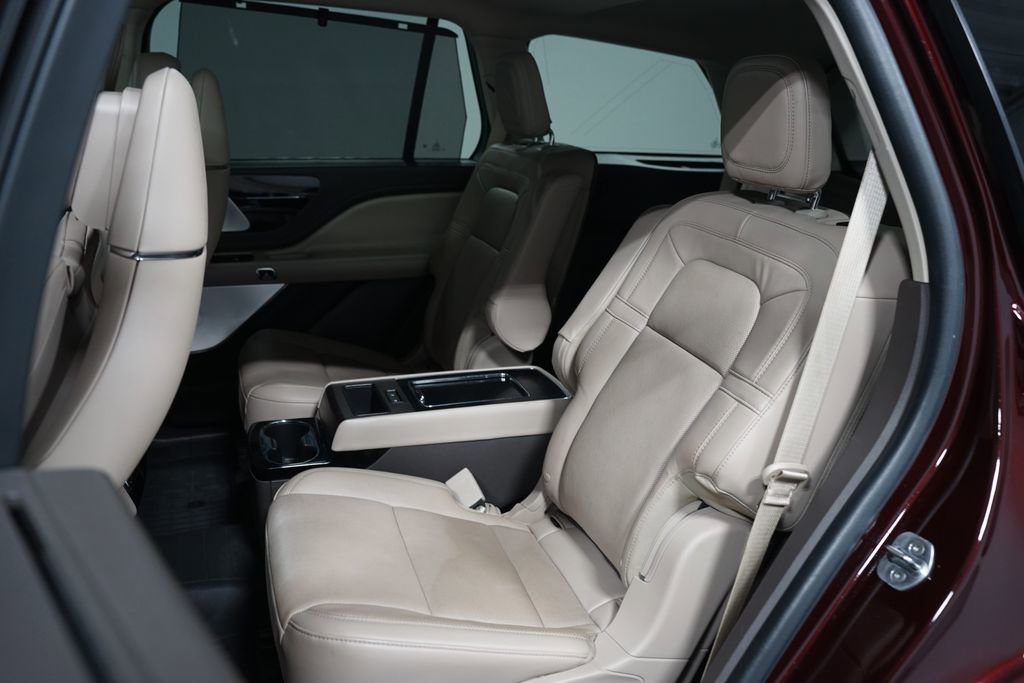 Used 2022 Lincoln Aviator Grand Touring w/ Equipment Group 301A image 34