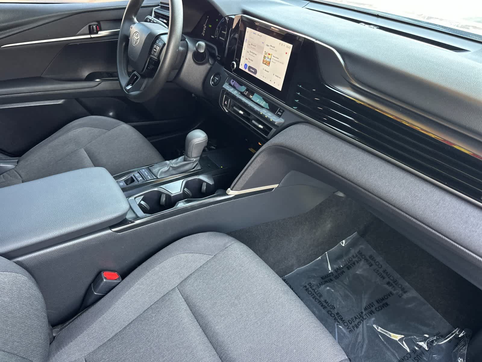 Used 2025 Toyota Camry LE FWD image 16