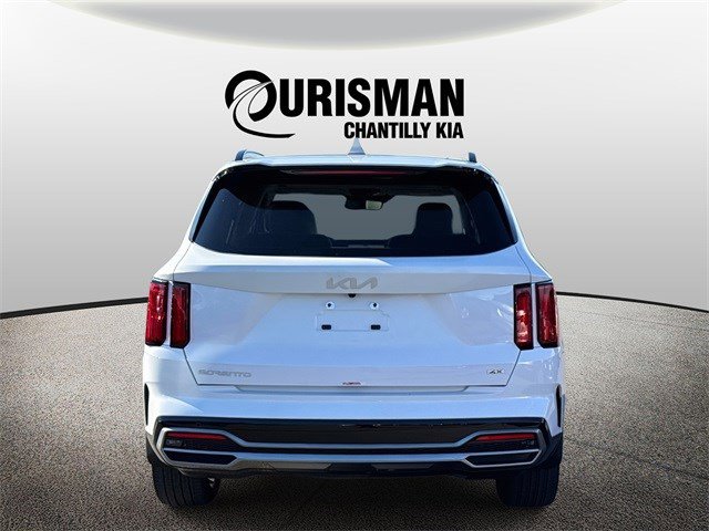 Used 2023 Kia Sorento SX image 3