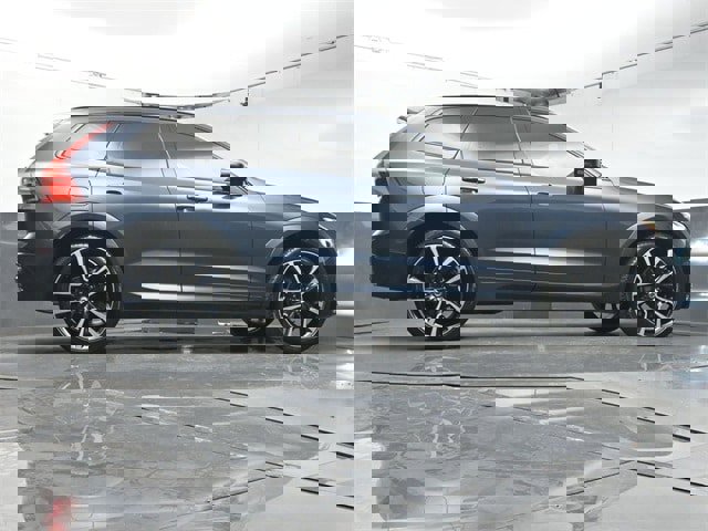 Certified 2023 Volvo XC60 B5 Ultimate image 40
