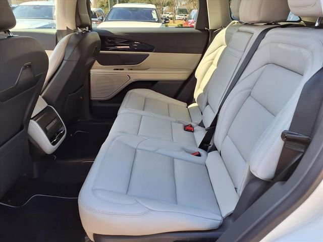 New 2026 Lincoln Nautilus Premier image 9