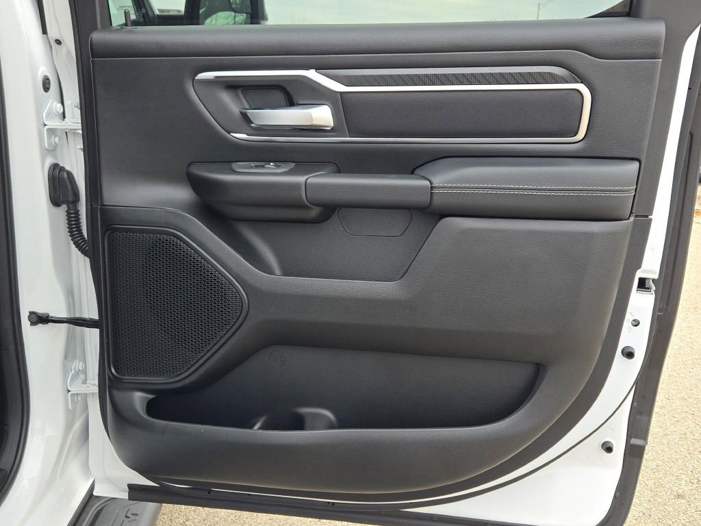 New 2026 RAM 1500 Big Horn AWD/4WD image 13