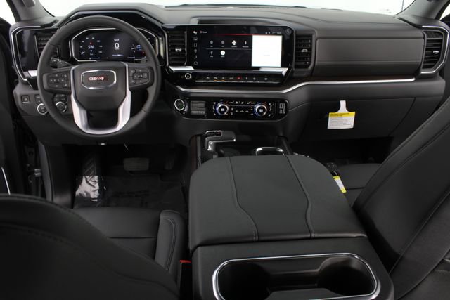 New 2026 GMC Sierra 1500 SLT image 10
