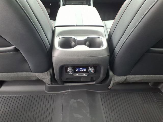 New 2026 Chevrolet Traverse Z71 w/ Enhanced Driving Package image 16