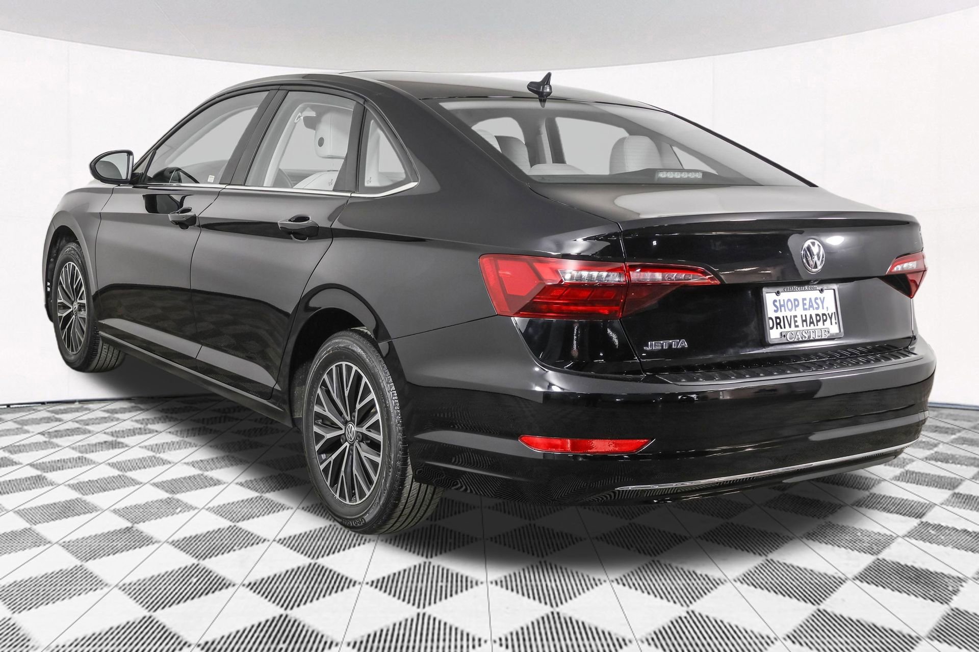 Used 2020 Volkswagen Jetta SE w/ SE Cold Weather Package image 17