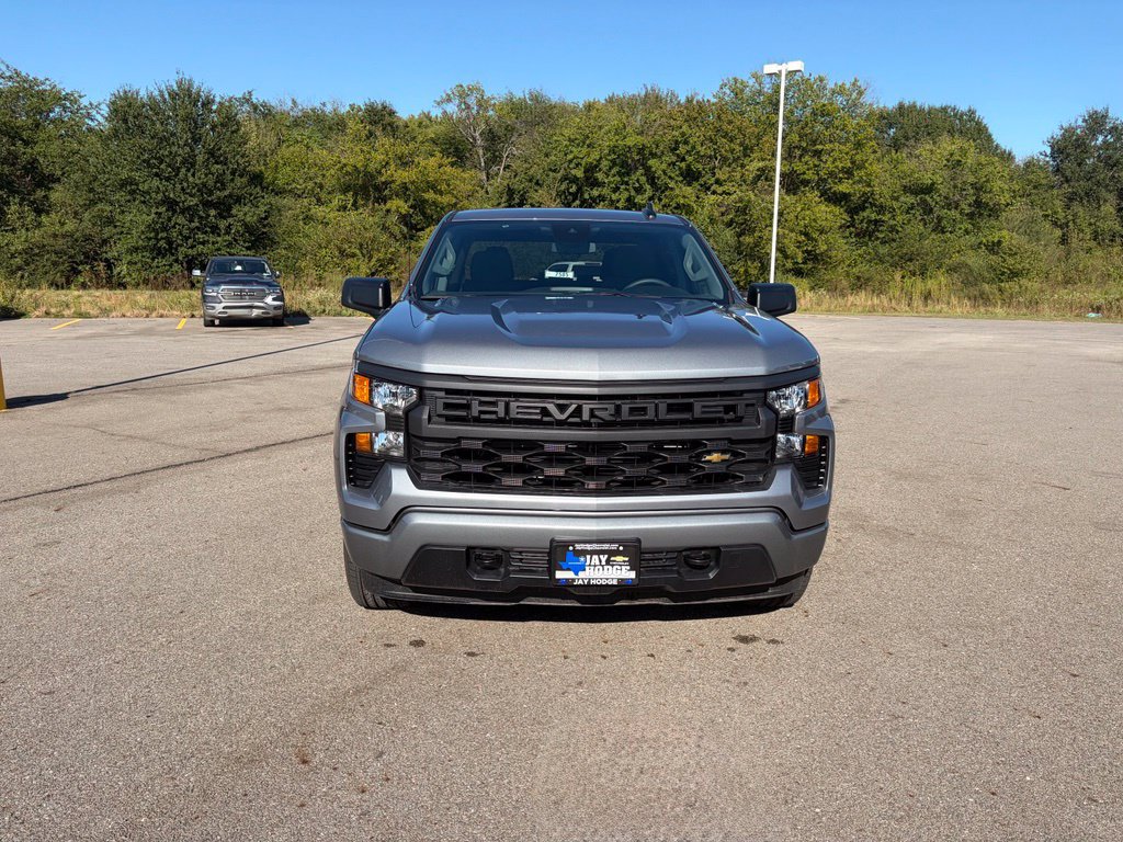 New 2026 Chevrolet Silverado 1500 Custom RWD image 8