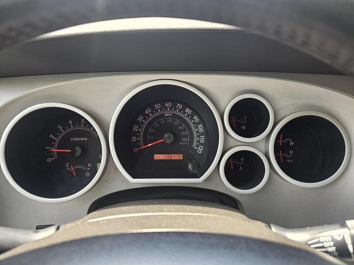 Used 2008 Toyota Sequoia SR5 AWD/4WD image 15