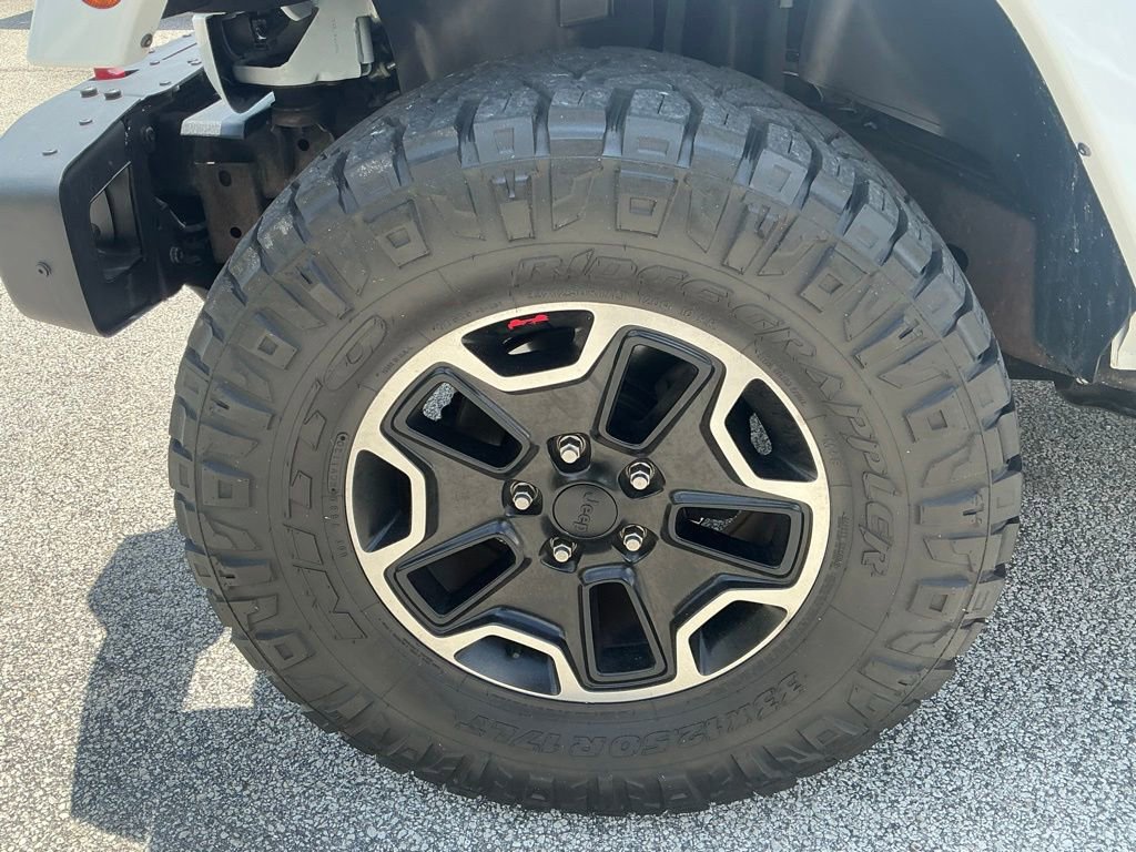 Used 2016 Jeep Wrangler Unlimited Rubicon AWD/4WD image 22