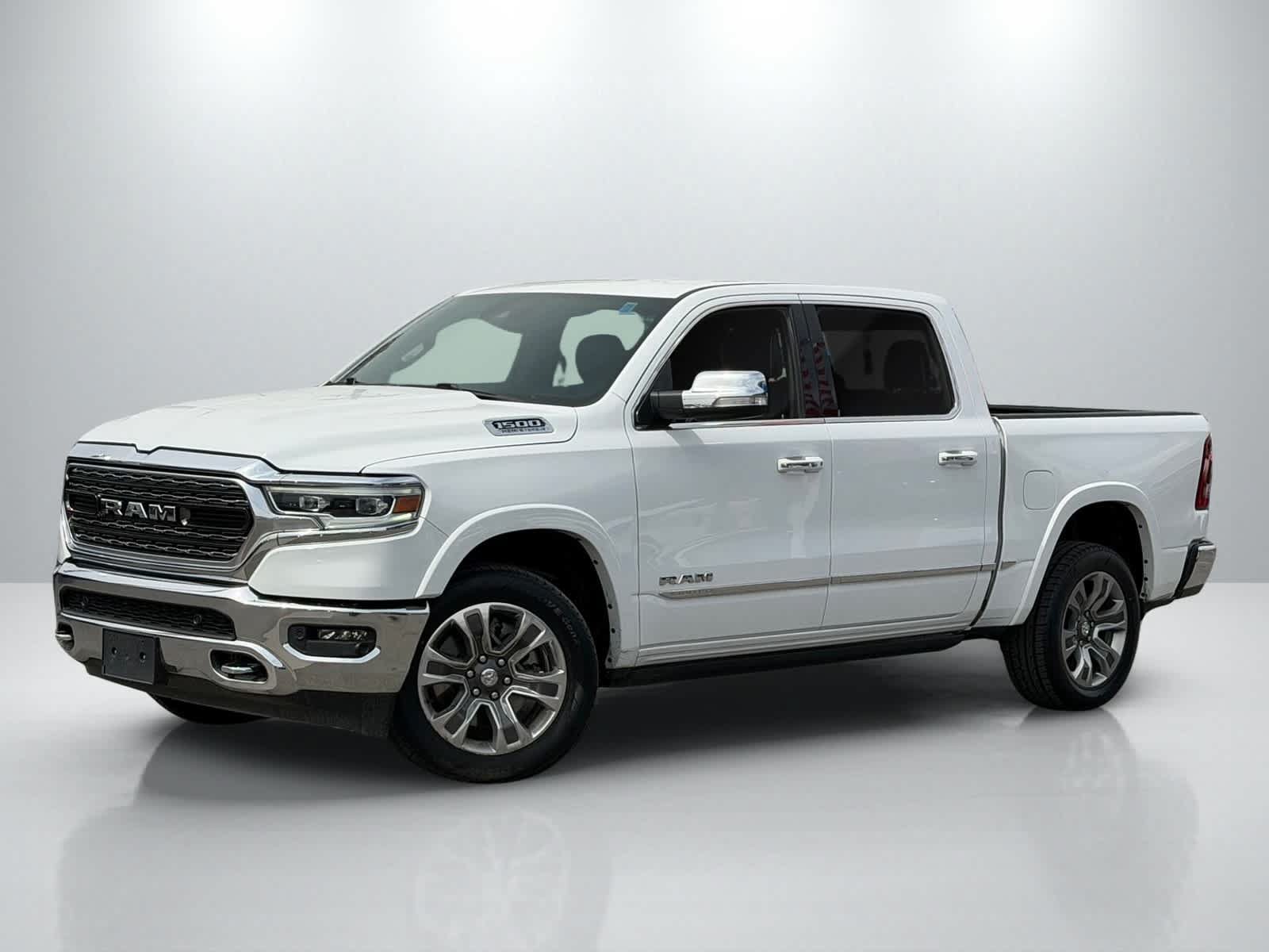 Used 2022 RAM 1500 Limited AWD/4WD image 1