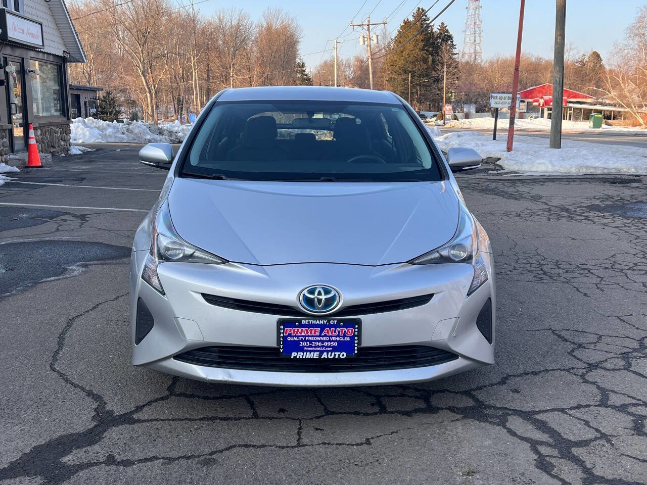 Used 2016 Toyota Prius Two image 9