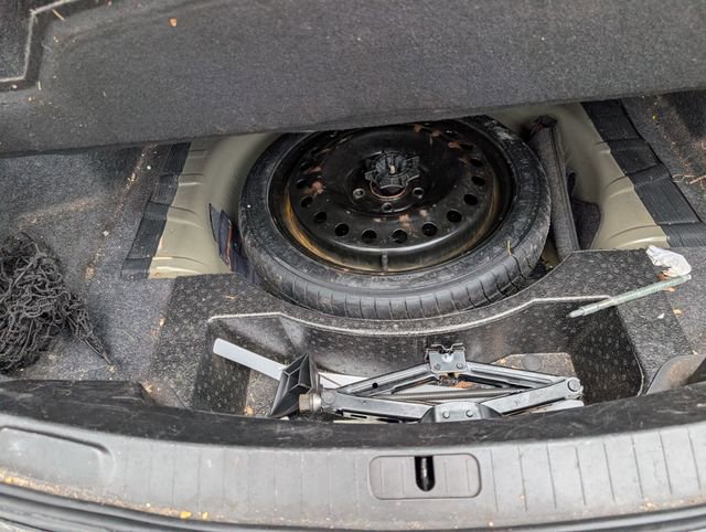 Used 2015 Chevrolet Impala LTZ FWD image 15