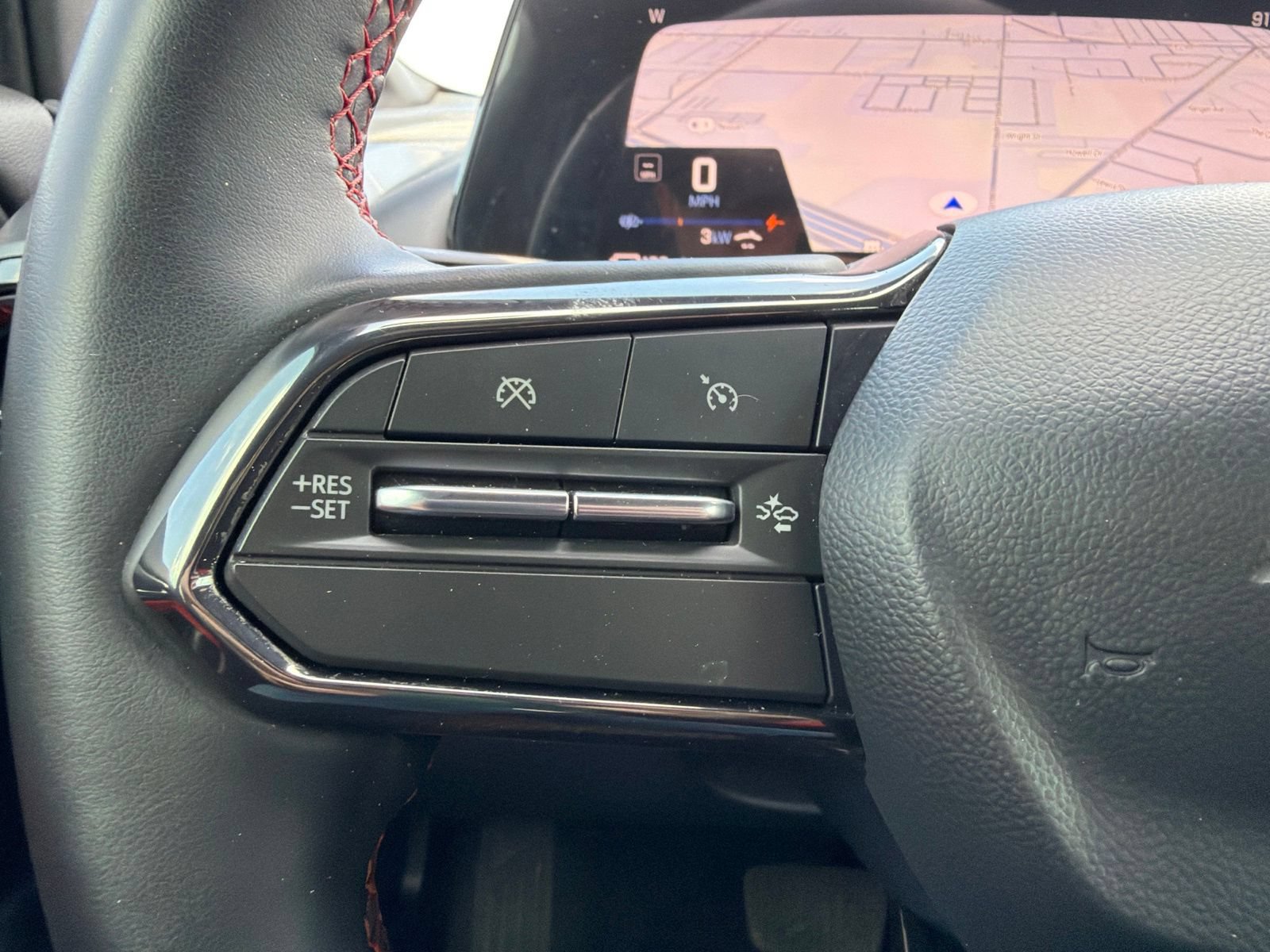 Used 2025 Chevrolet Equinox EV RS FWD image 24