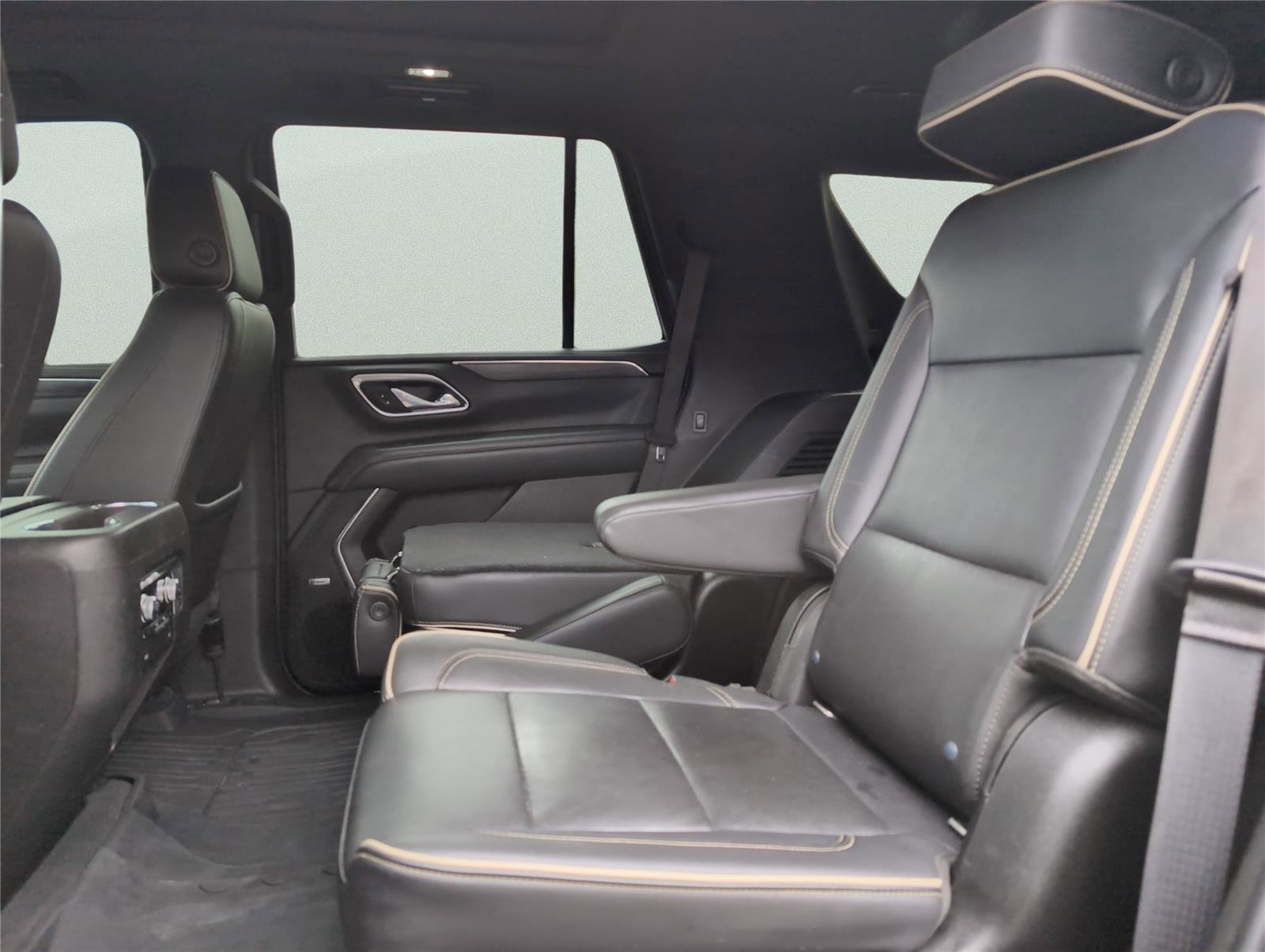 Used 2021 GMC Yukon SLT w/ SLT Luxury Plus Package image 33