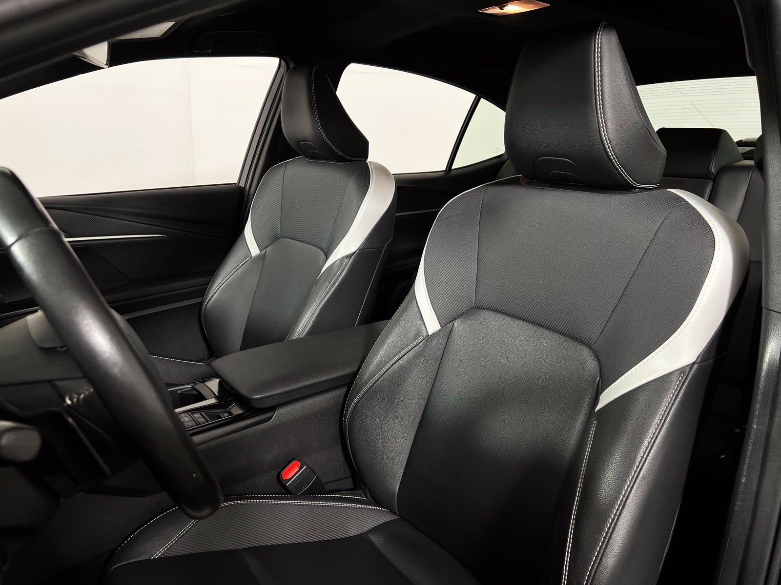 Certified 2025 Toyota Camry SE FWD image 13