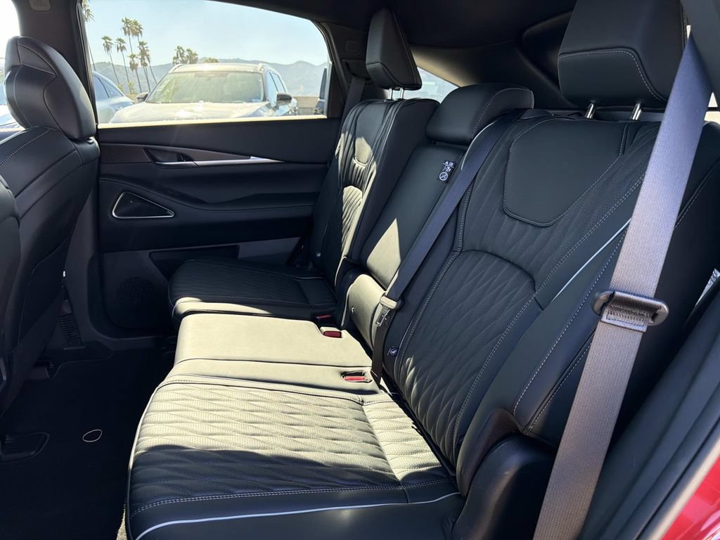 Certified 2027 INFINITI QX65 Autograph w/ Cargo Package AWD/4WD image 15