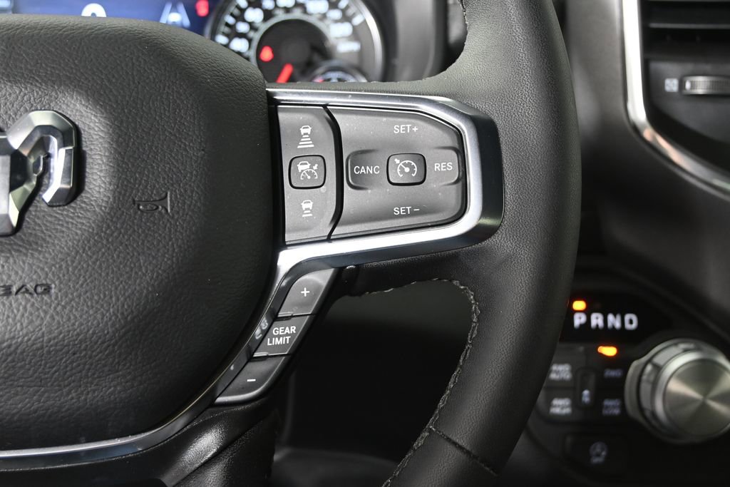 Used 2025 RAM 1500 Laramie AWD/4WD image 37