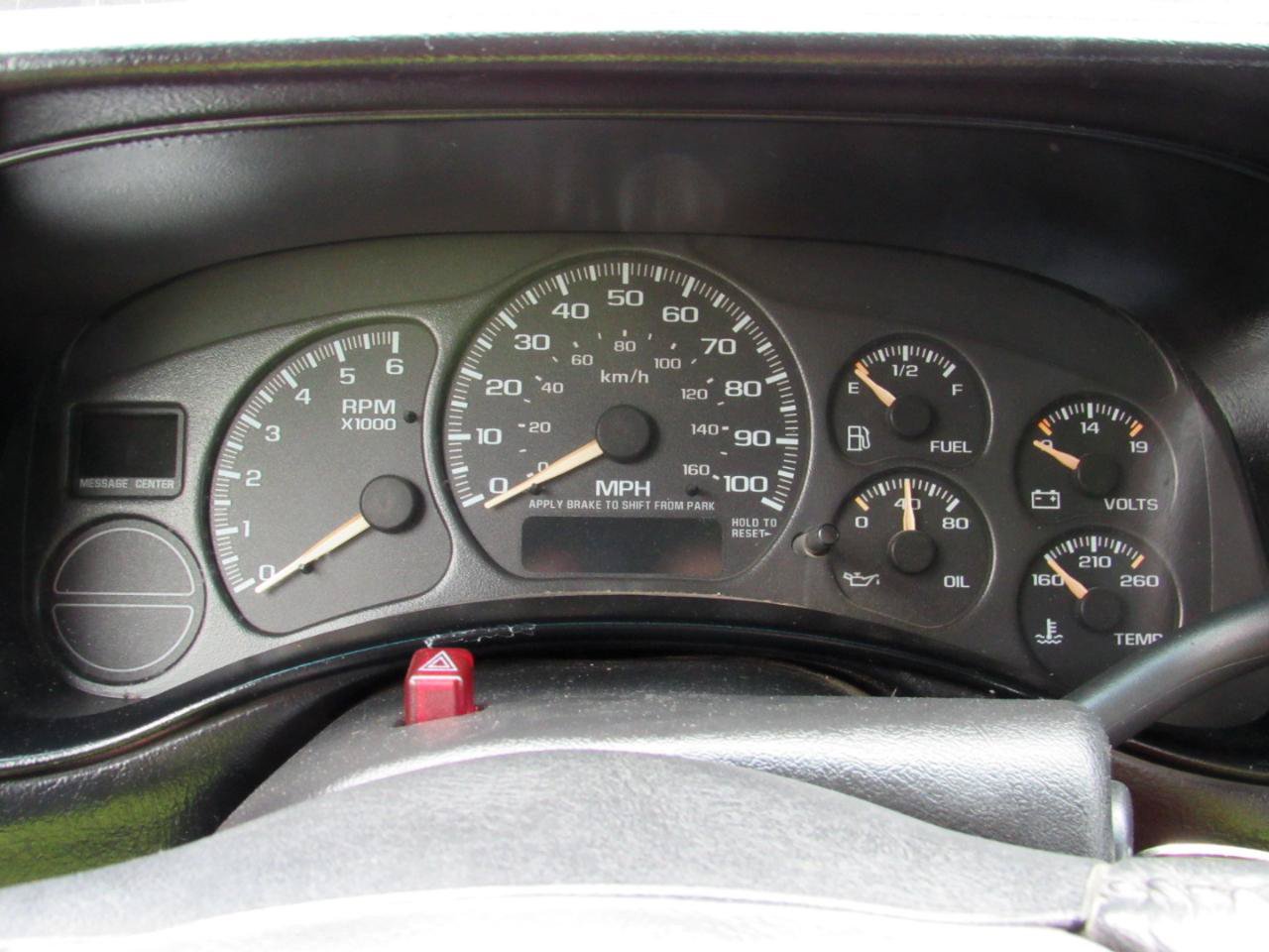 Used 2002 Chevrolet Silverado 2500 LS AWD/4WD image 15