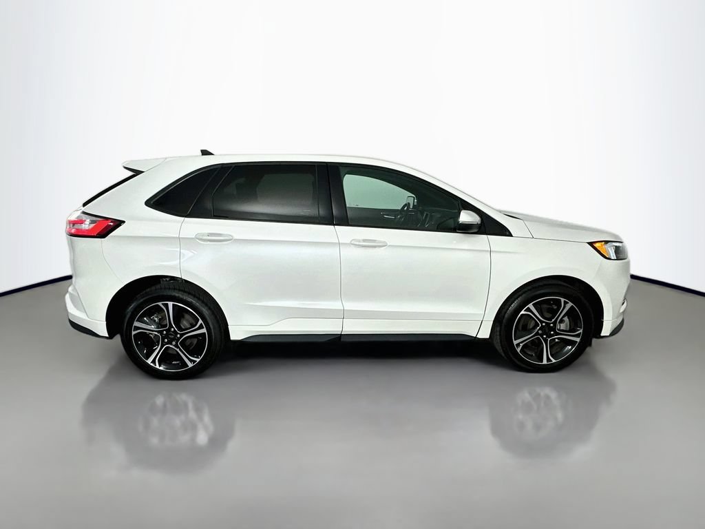 Used 2023 Ford Edge ST w/ Cargo Accessory Package AWD/4WD image 8