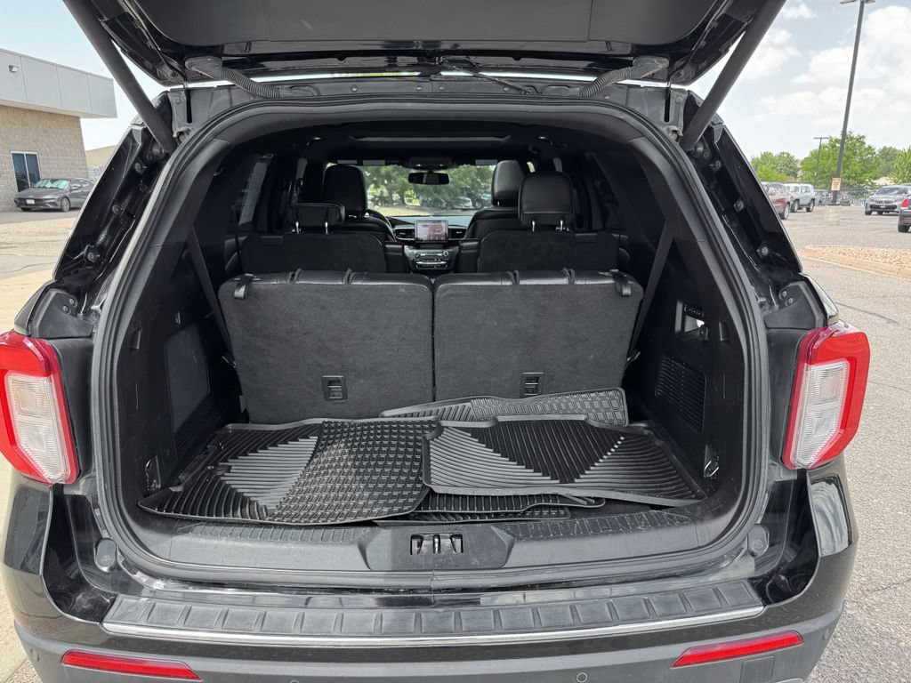 Used 2020 Ford Explorer Limited AWD/4WD image 9