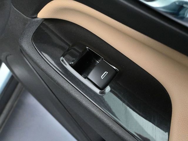 Used 2022 Chevrolet Equinox Premier image 47
