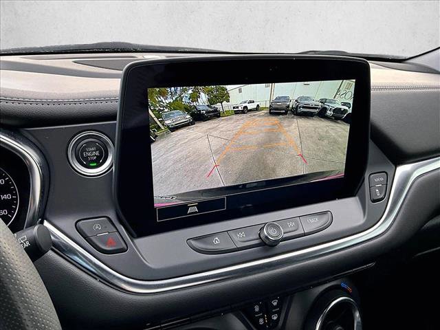 Used 2024 Chevrolet Blazer LT FWD image 23