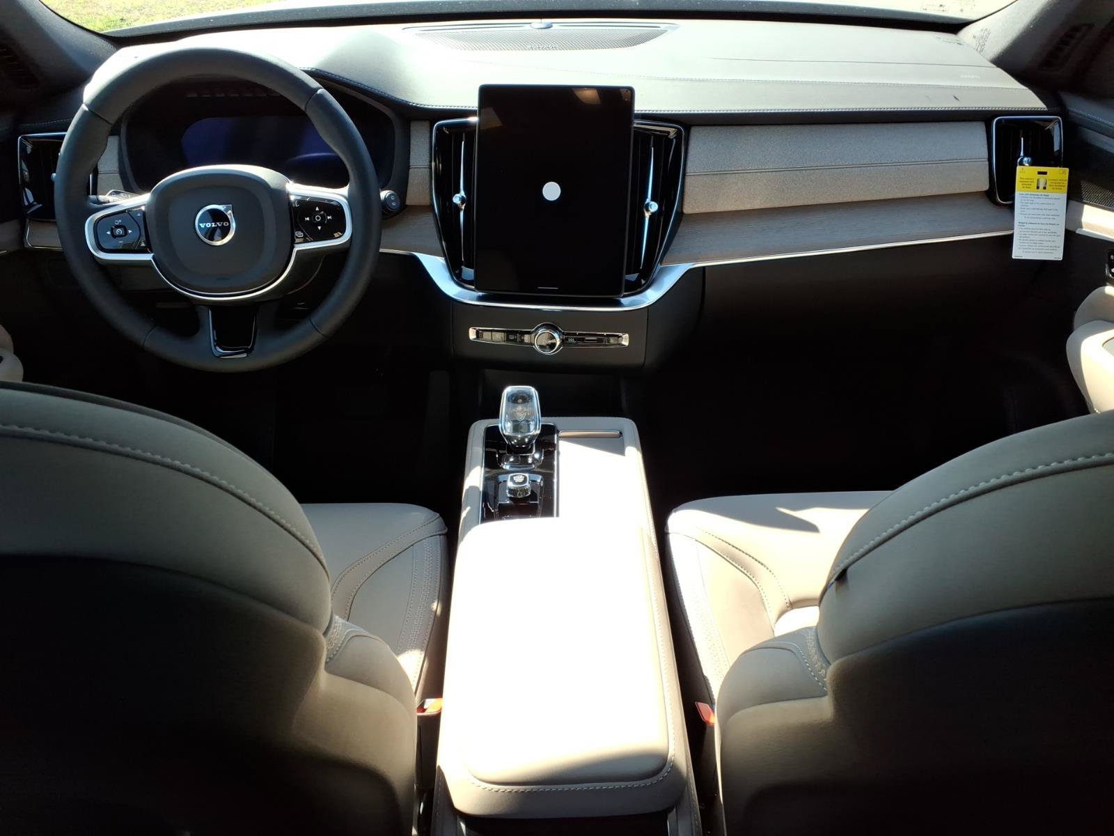 New 2026 Volvo XC90 B6 Plus w/ Protection Package Premier AWD/4WD image 10