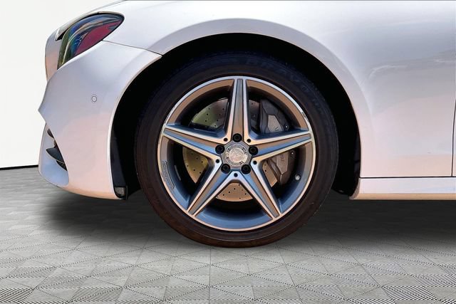 Used 2017 Mercedes-Benz E 300 image 22