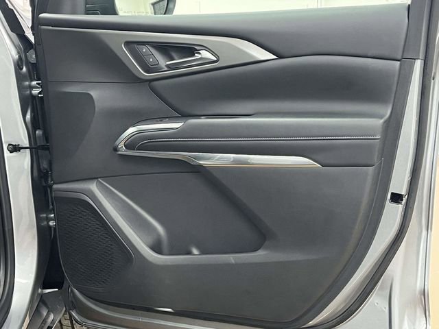 Used 2024 Chevrolet Traverse LT image 29