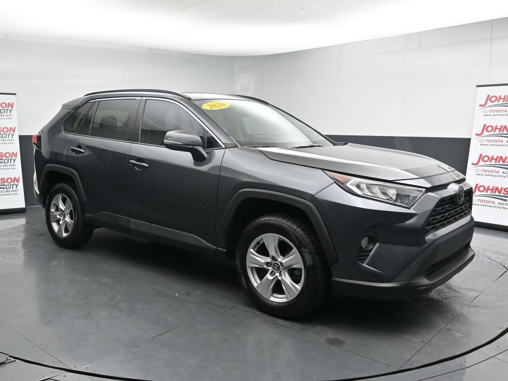 Used 2020 Toyota RAV4 XLE w/ Convenience Package FWD image 2