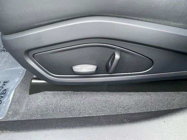 Used 2022 Porsche Taycan 4S image 19