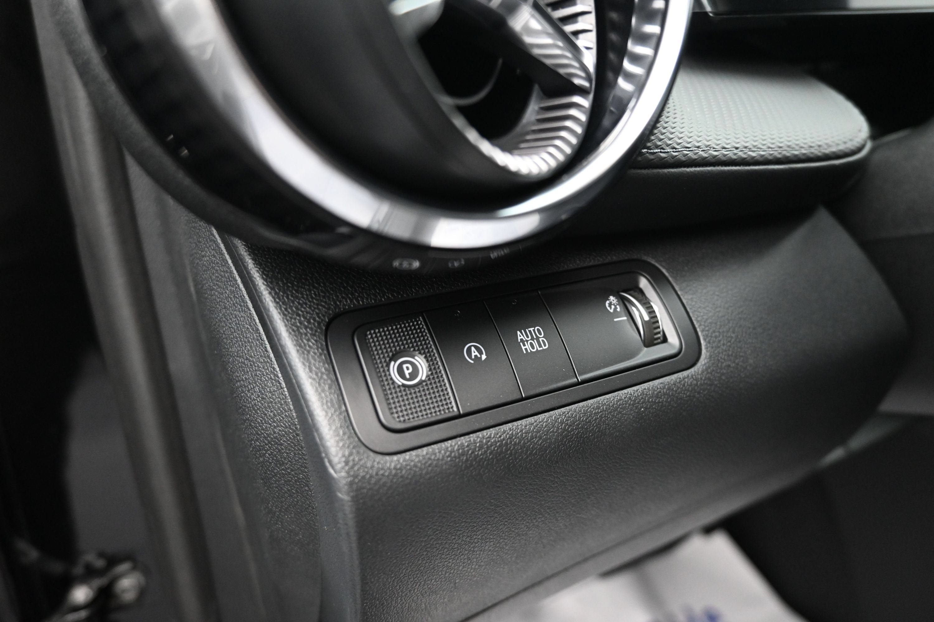 New 2027 Chevrolet Equinox LT w/ Convenience Package II FWD image 29