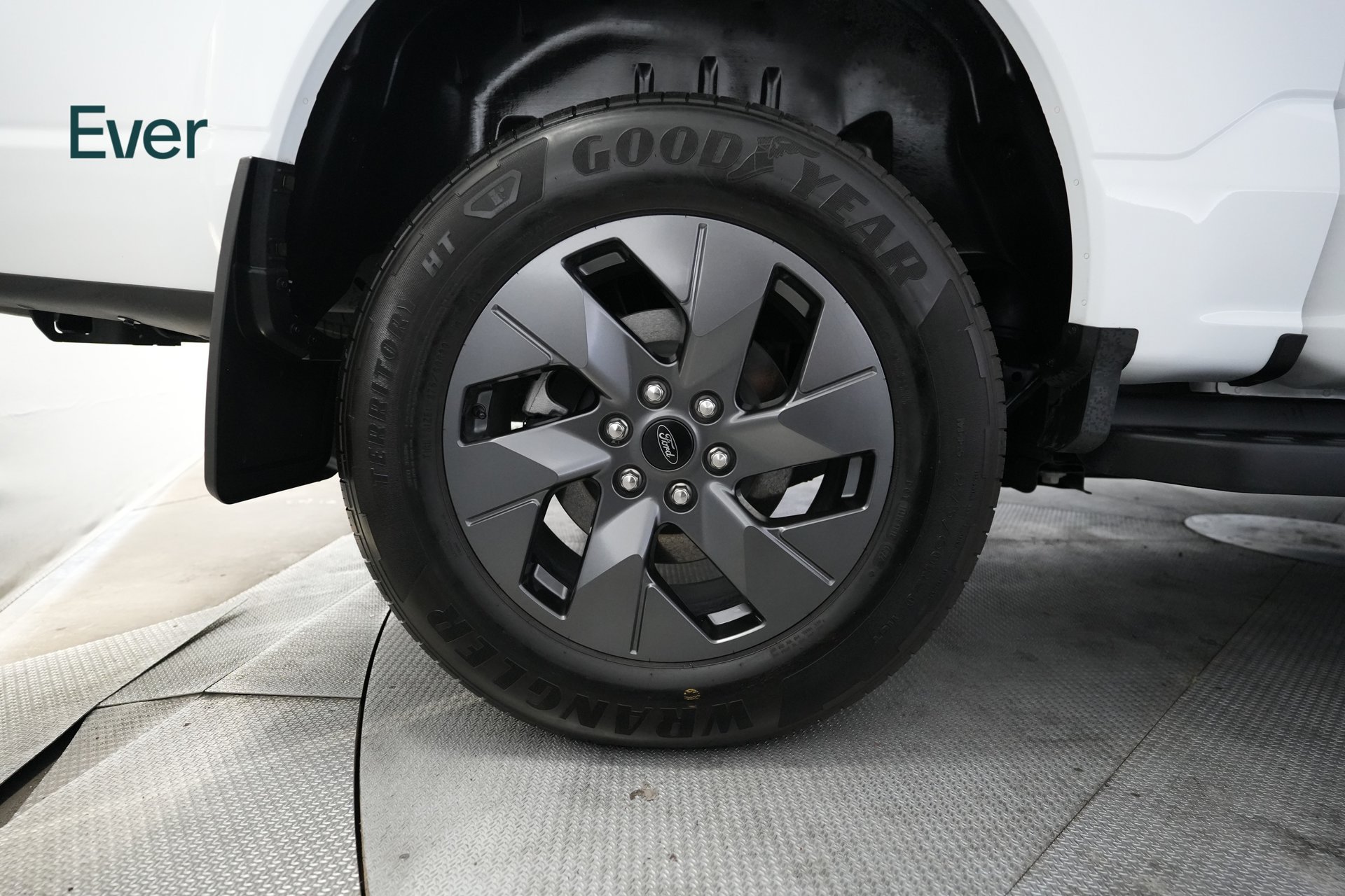 Used 2025 Ford F150 Lightning Flash AWD/4WD image 16
