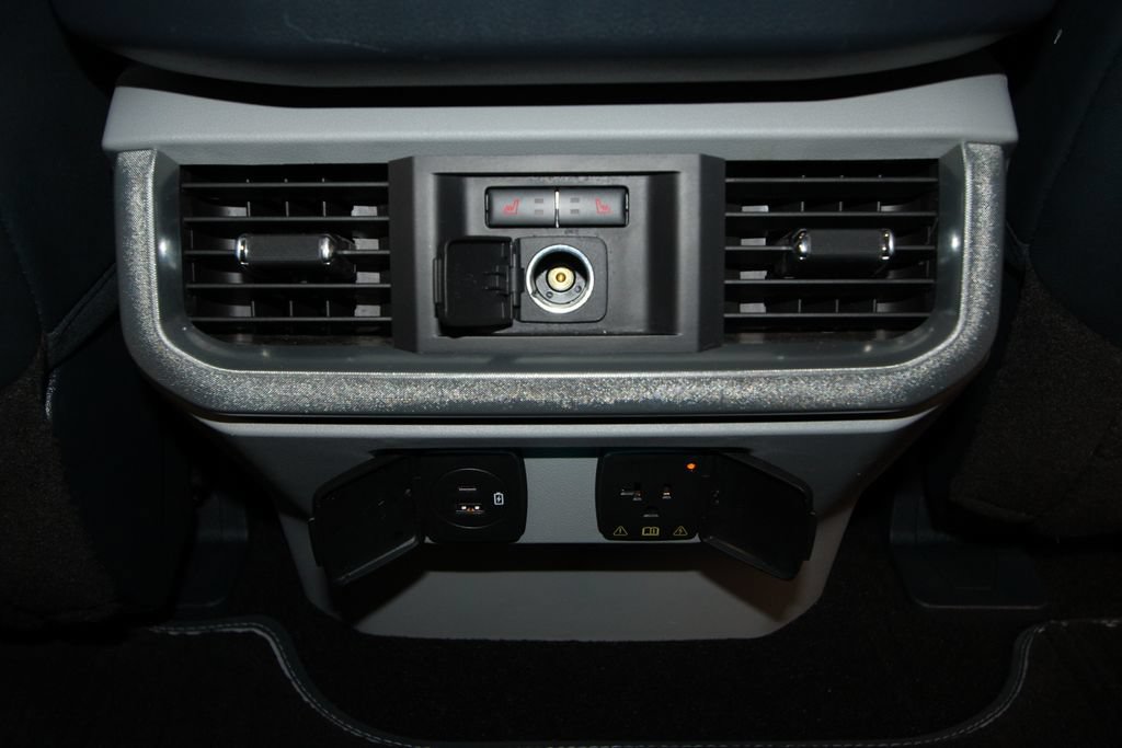 Used 2023 Ford F150 Limited AWD/4WD image 38