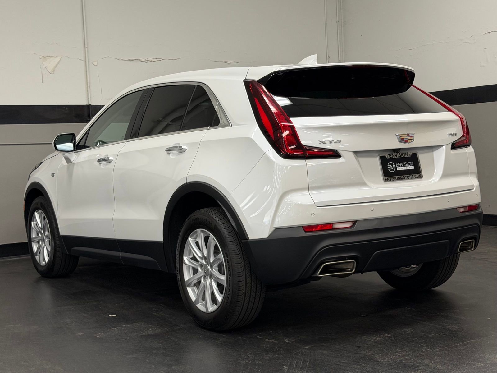 Used 2023 Cadillac XT4 Luxury image 10