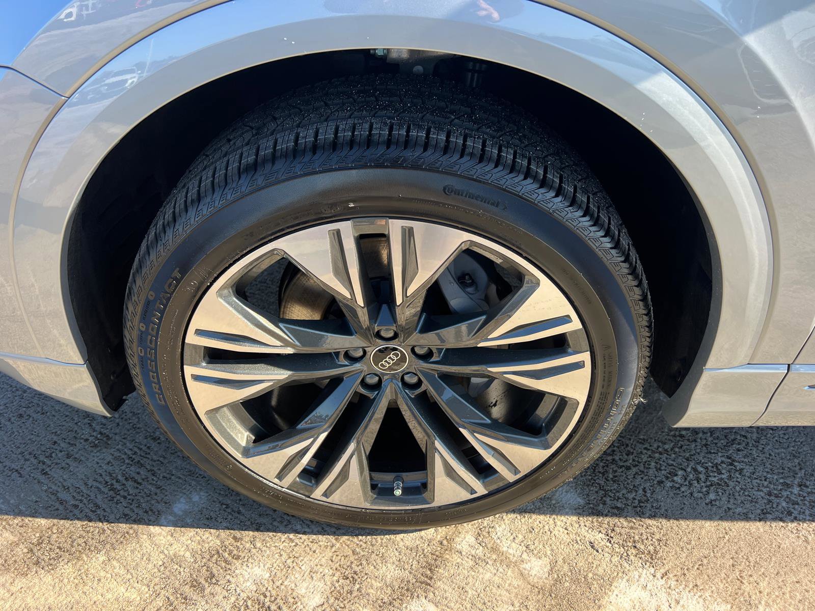 New 2025 Audi Q8 Premium image 11