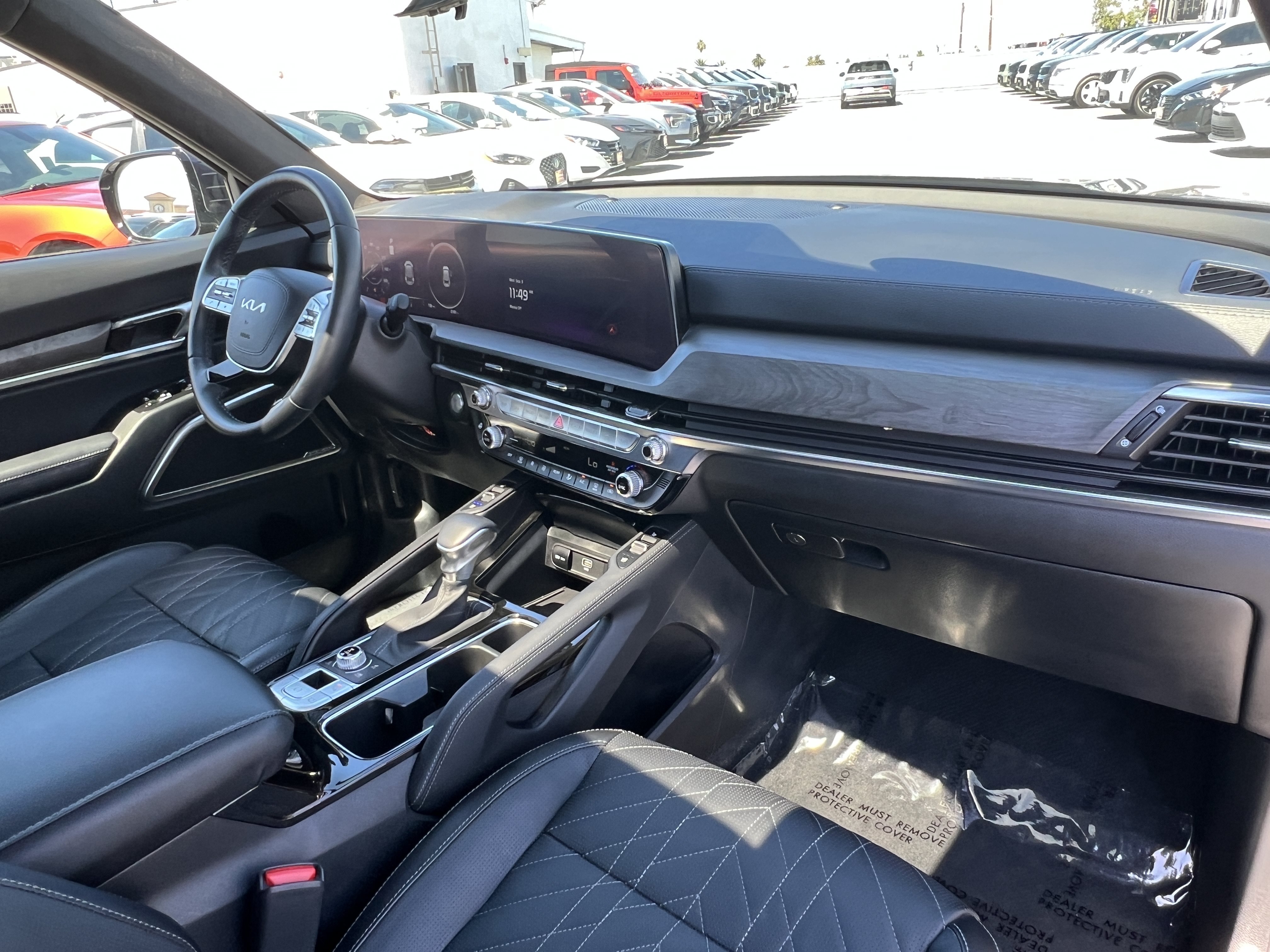 Certified 2025 Kia Telluride SX Prestige X-Line AWD/4WD image 14