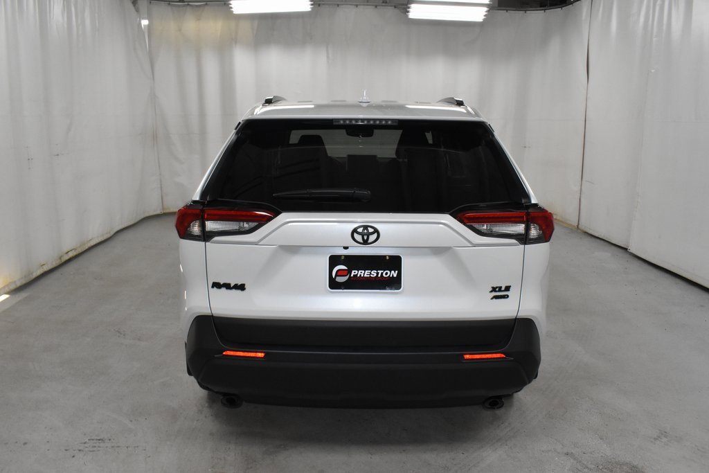 Used 2024 Toyota RAV4 XLE Premium image 6
