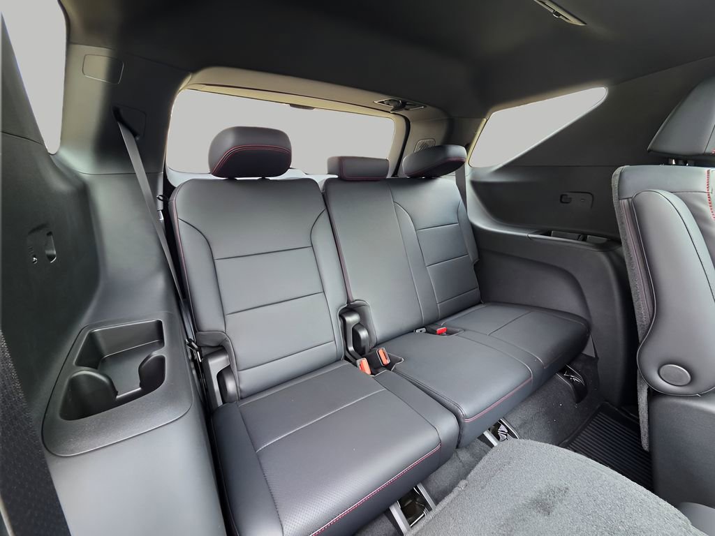 New 2026 Chevrolet Traverse Z71 w/ Enhanced Driving Package image 11