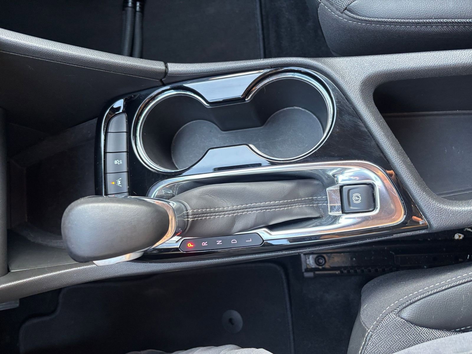 Used 2025 Buick Encore GX Preferred image 40