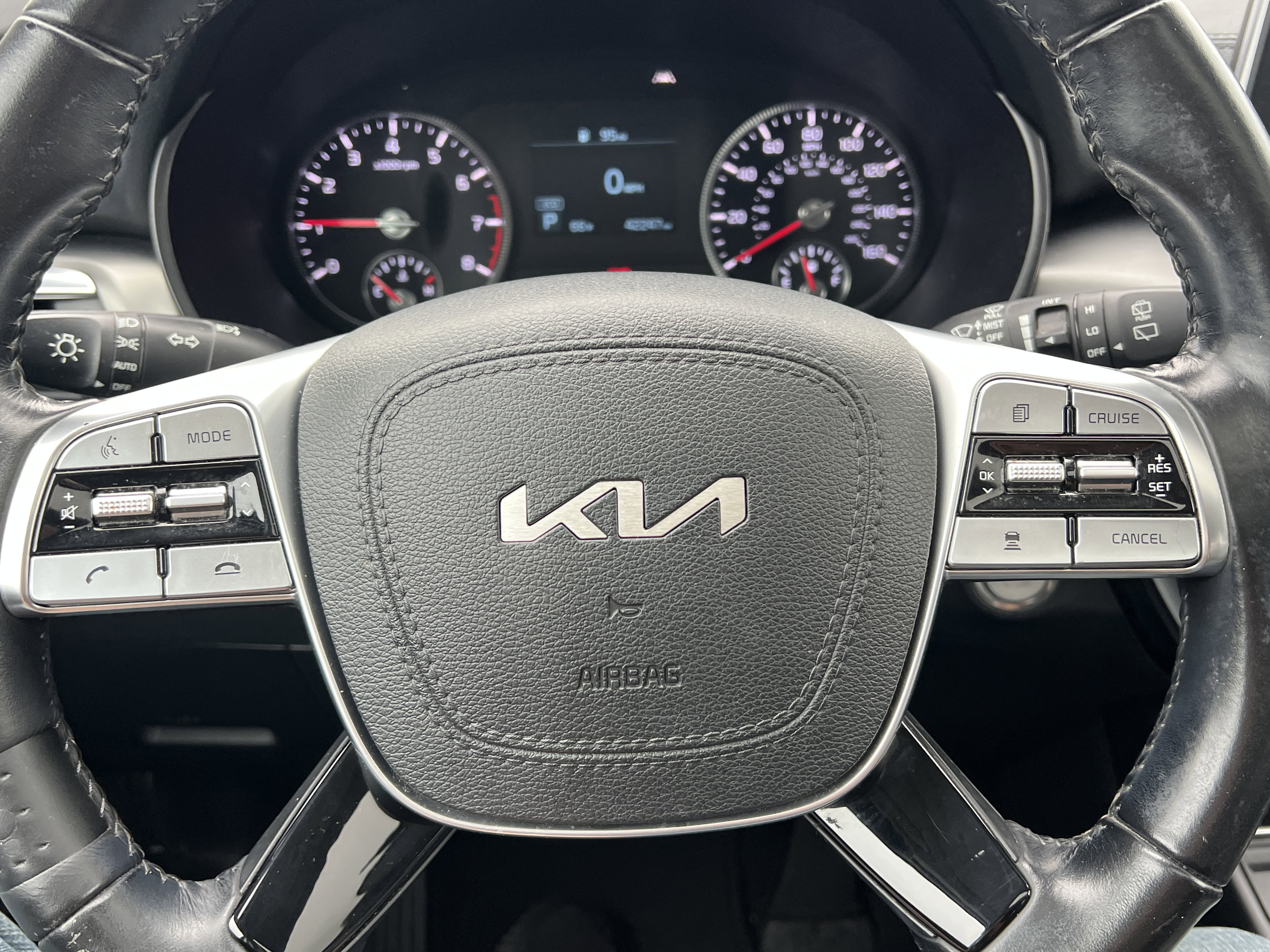 Used 2022 Kia Telluride S image 25