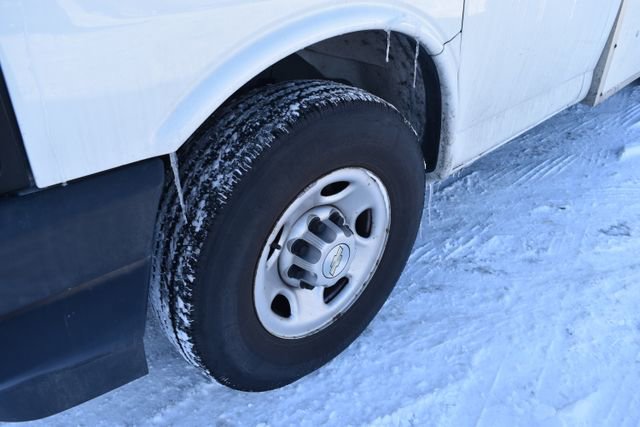 Used 2020 Chevrolet Express 3500 w/ Power Convenience Package image 9