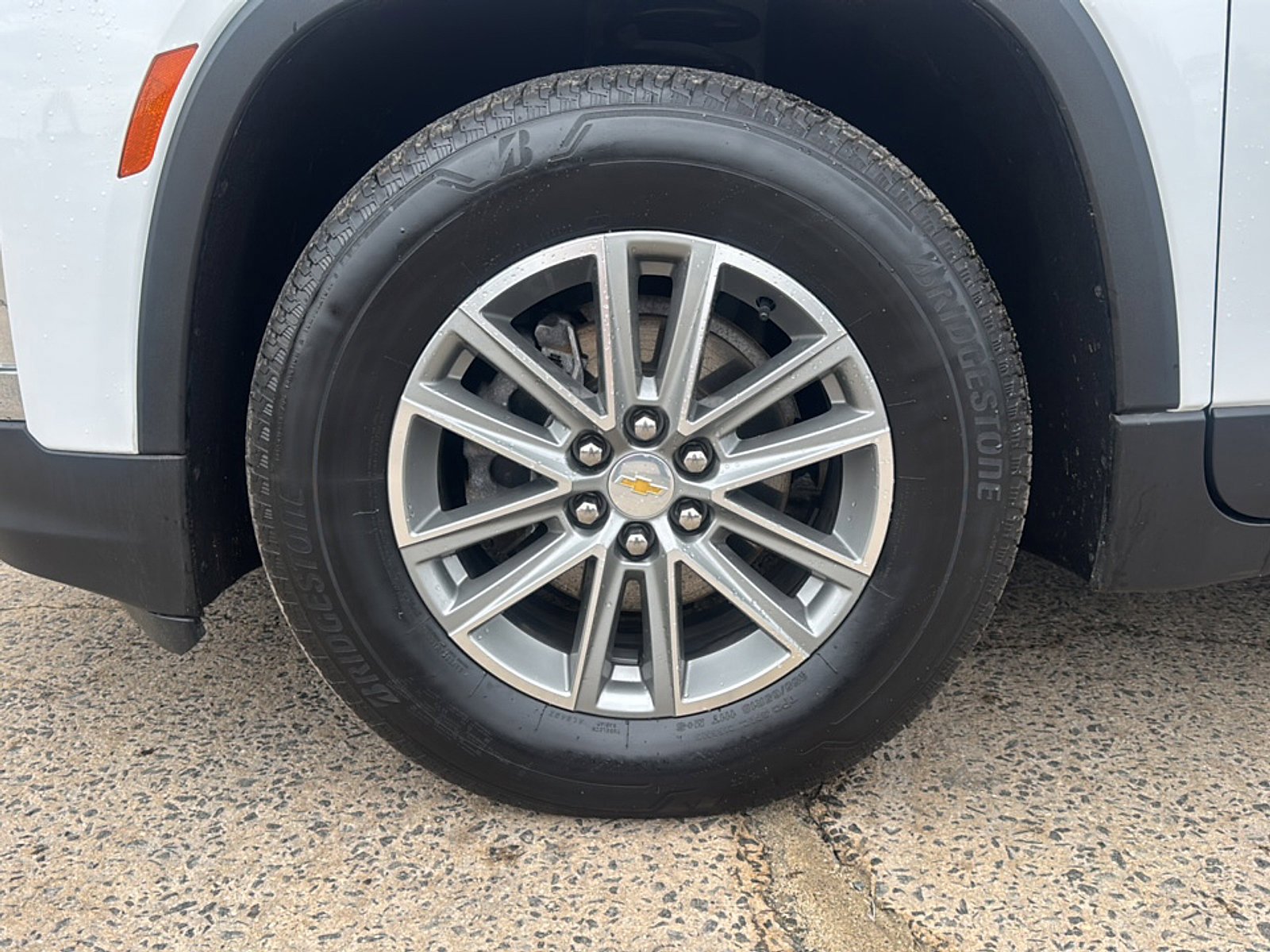 Certified 2023 Chevrolet Traverse LT AWD/4WD image 46
