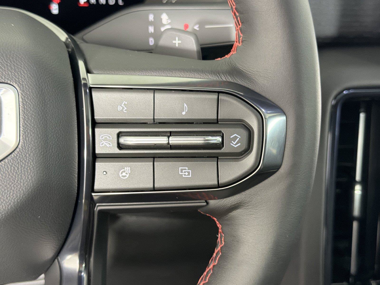 New 2026 GMC Yukon AT4 Ultimate AWD/4WD image 30