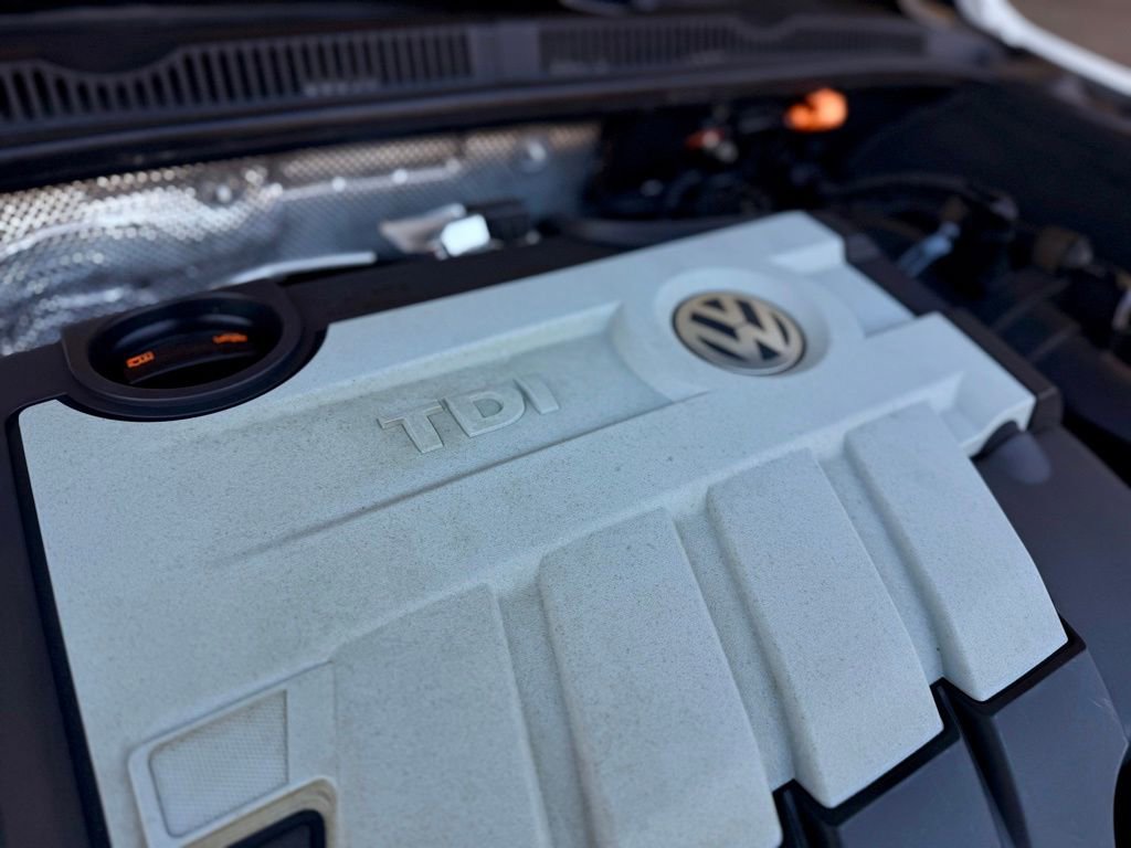 Used 2013 Volkswagen Jetta TDI image 62