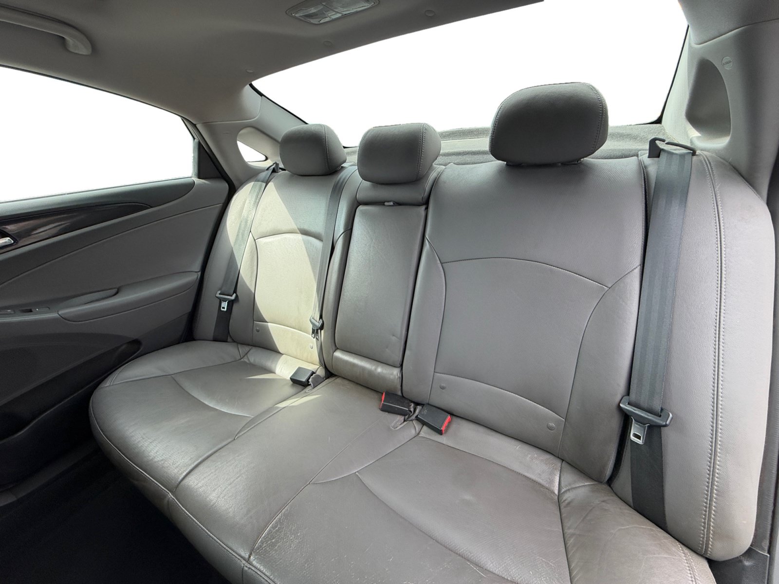 Used 2013 Hyundai Sonata Limited w/ Premium Pkg FWD image 13