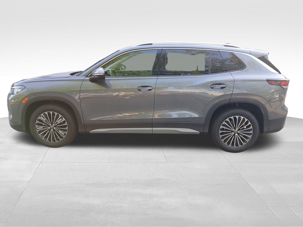New 2026 Volkswagen Tiguan S FWD video 2