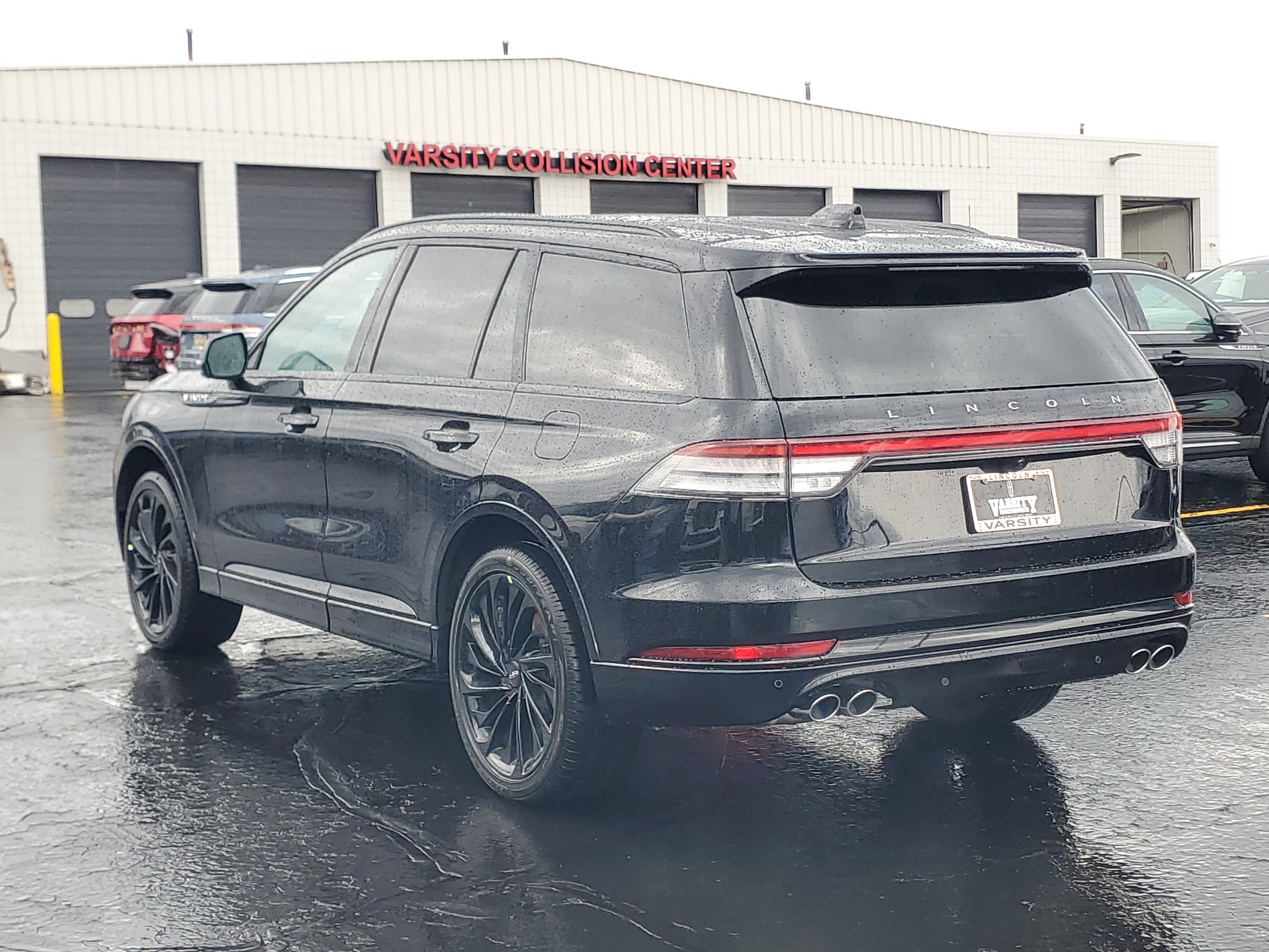 New 2026 Lincoln Aviator Reserve image 3