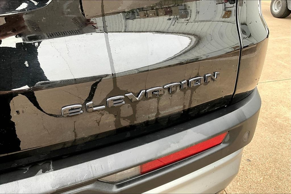 Used 2024 GMC Acadia Elevation image 40