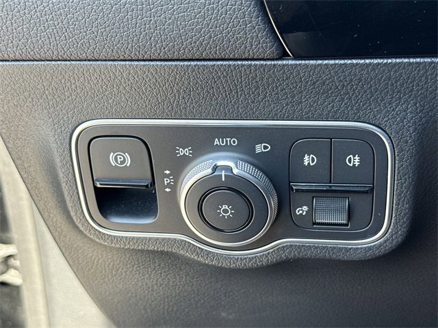 New 2025 Mercedes-Benz GLA 250 image 17