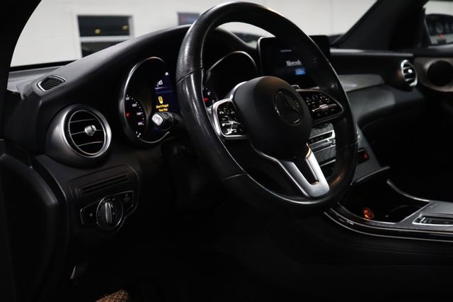 Used 2020 Mercedes-Benz GLC 300 image 10